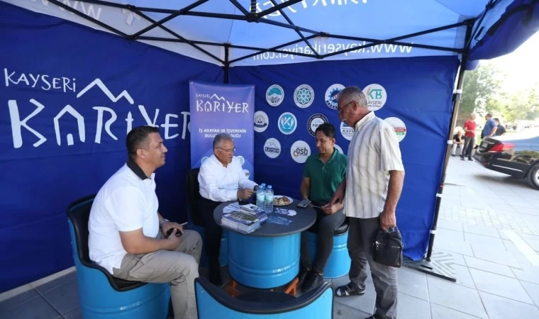 Kariyer Merkezi ile 1 ayda 255 kişi işe yerleşti