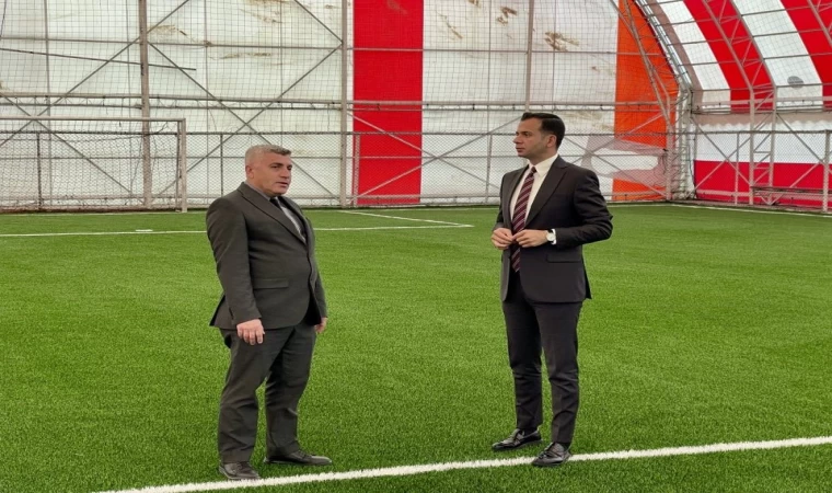 Kaymakam Aslan’dan halı saha incelemesi