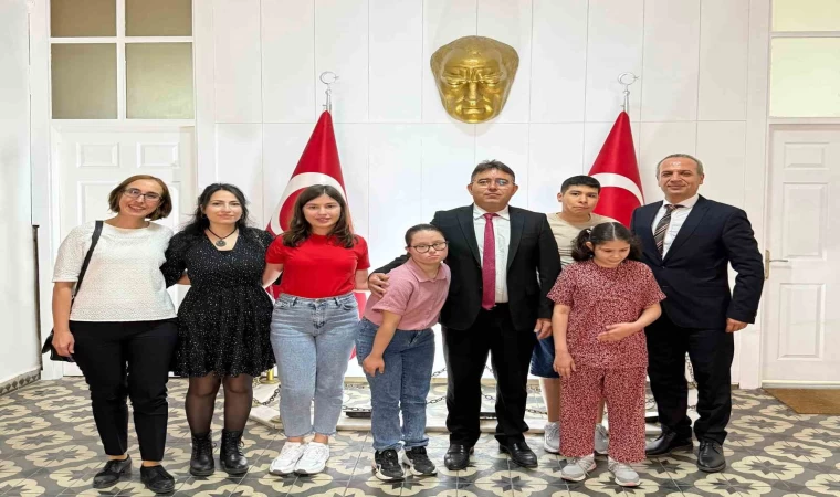 Kaymakam Kaya, özel öğrencileri ağırladı