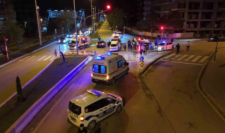Kırıkkale’de zincirleme trafik kazası: 2 yaralı