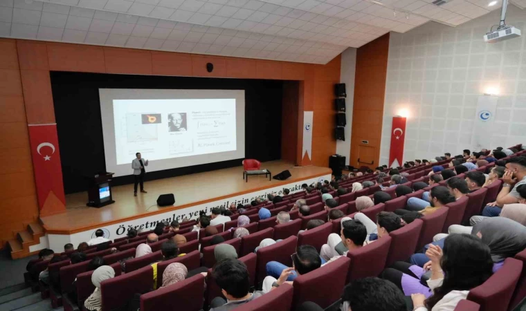”Kuantum çağına doğru” başlıklı konferans düzenlendi