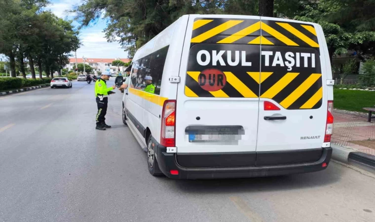 Manisa’da okul çevreleri ve servis araçlarına yönelik denetim
