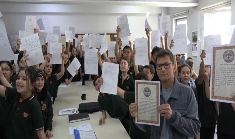 Mehmetçiğe yazdıkları mektuplara cevap geldi