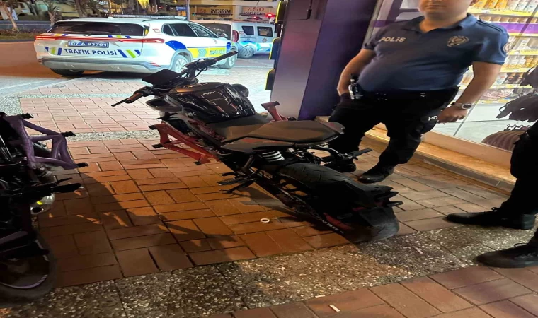 Motosikletle tek teker üzerinde gitmenin cezası ağır oldu