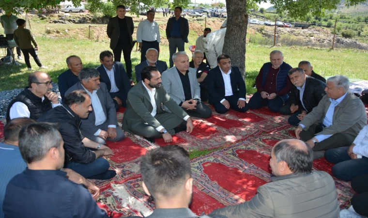 Mücahit Arınç, Demirci’de mahalle hayırlarına katıldı