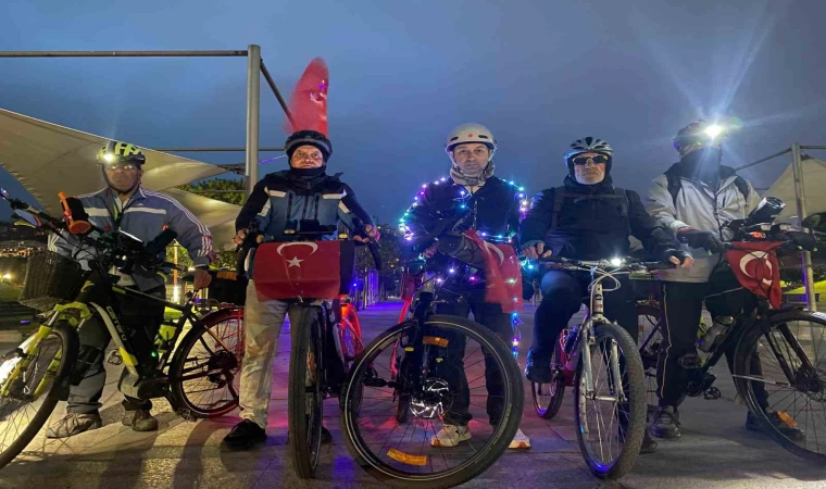 Onlar şehrin ”yürüyen diskoları”