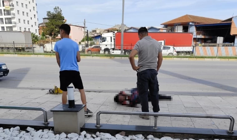 Önüne kıran otomobile çarpan motosikletli işadamı hayatını kaybetti