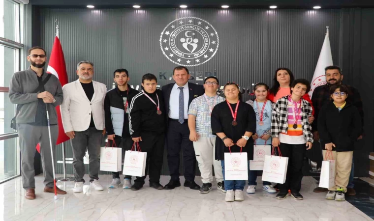 Özel şampiyonlardan özel ziyaret