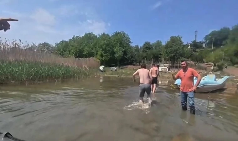 Pedallı kanodan düşen 3 kişi ölümün kıyısından son anda kurtarıldı