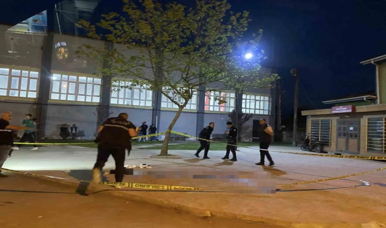 Sakarya’da küfürleşme kavgasında kan aktı: 15 yaşındaki çocuk, 17 yaşındaki çocuğu bıçakladı