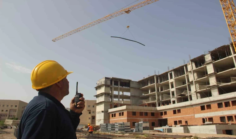 Şanlıurfa’da inşaat işçileri 1 Mayıs’ta da mesaide