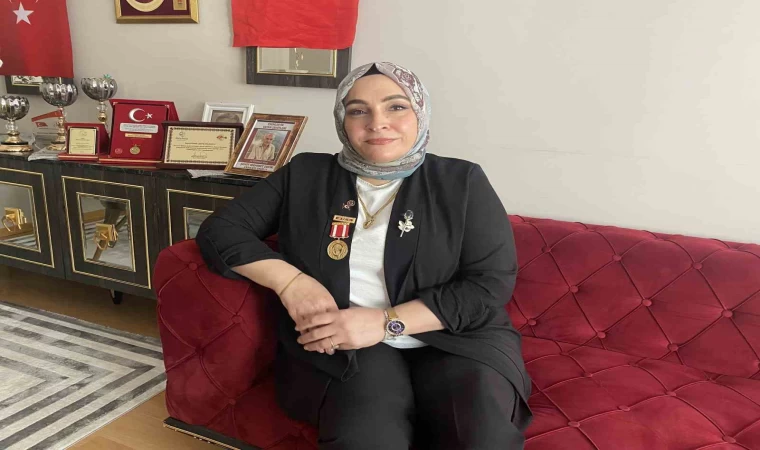 Şehit eşi ve Gazi Şefkatlioğlu: ”Ortada bir savaş yok, kardeş kardeşi vuruyordu”