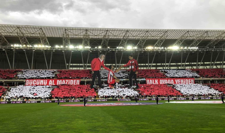 Sivasspor taraftarlarından koreografi