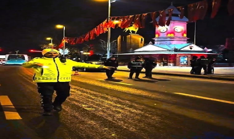 Şok uygulamalarda aranan 10 kişi yakalandı