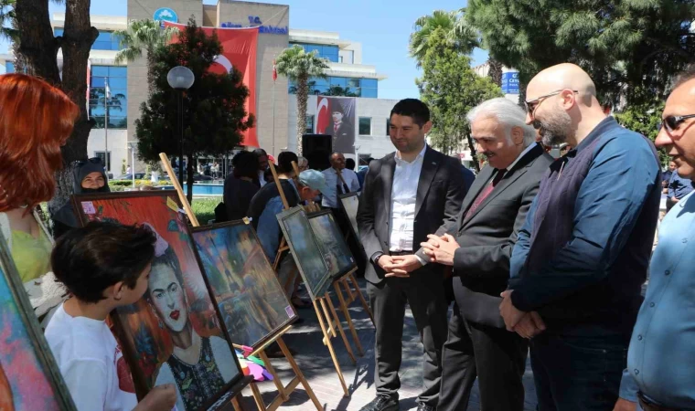 Söke’de minik yüreklerden ”Eksik Parçam Sensin” sergisi