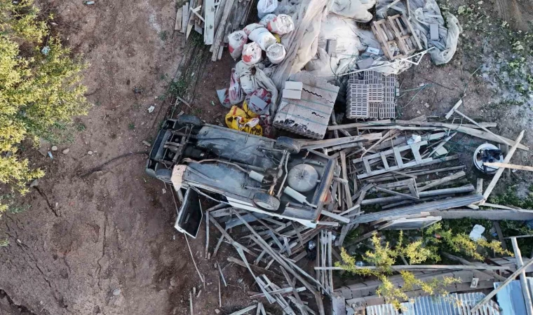 Takla atan Tofaş hurdaya döndü: 1 yaralı