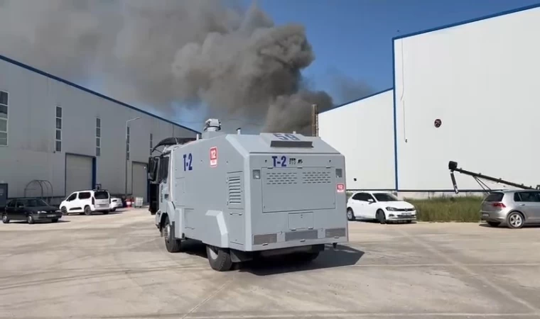 Tekirdağ’da fabrika yangını kontrol altına alındı