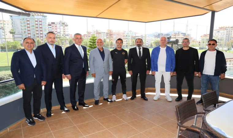 TFF Başkanı Hacıosmanoğlu’ndan Hasan Çavuşoğlu’na taziye ziyareti