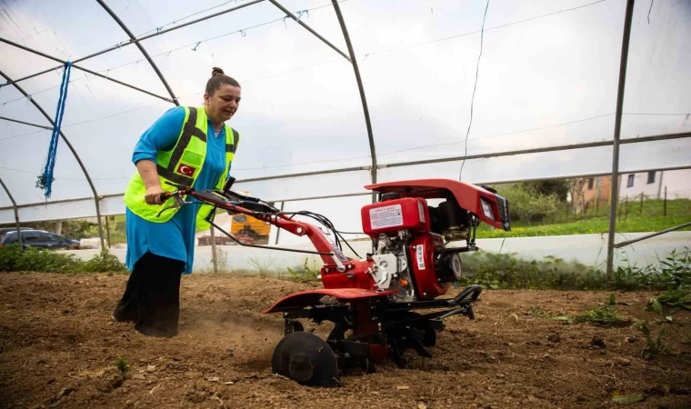 TİKA, Bosna Hersek’te üreten kadınların emeğine değer katıyor