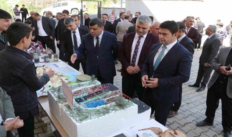 TOBB Hüseyin Çelik Anadolu İmam Hatip Lisesinden festival coşkusu