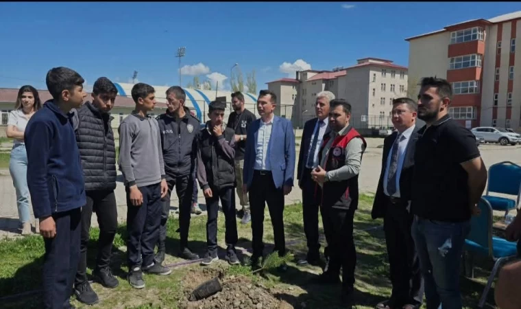 Tutak’ta ”Orman benim” etkinliği gerçekleştirildi