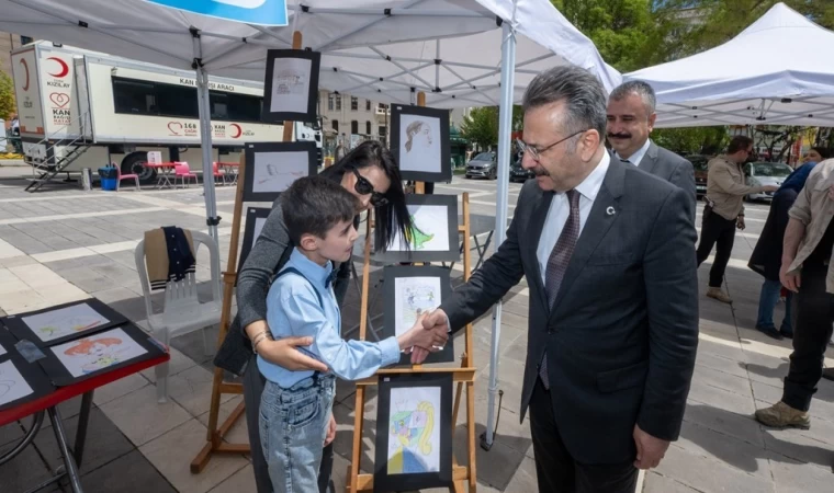 Vali Aksoy’dan Engelsiz Hayır Panayırı’na ziyaret