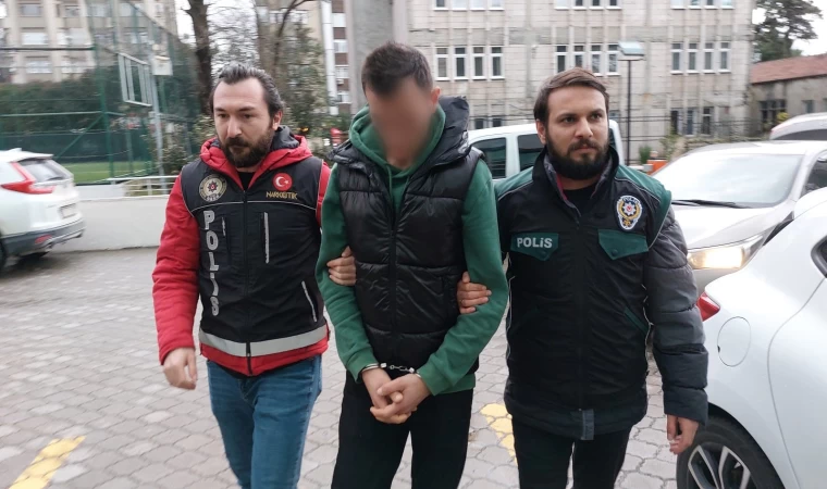 Valizdeki ısıtıcı ve monitörden çıkan uyuşturucuyla ilgili 2 kişiye ceza yağdı