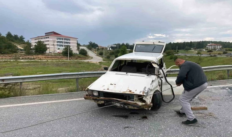 Yağışlı havada kazalar arttı