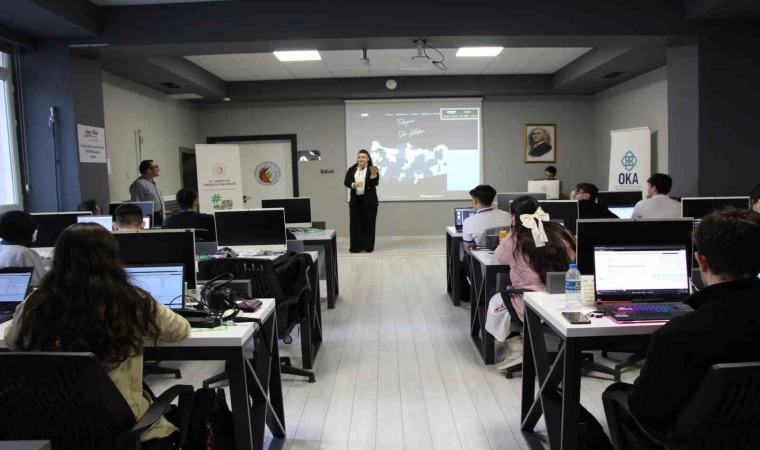 ”Zararlı Yazılım Analizi ve Tersine Mühendislik Eğitimi” tamamlandı
