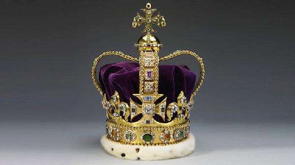 İngiltere Kralı 3. Charles ve eşi Camilla bugün taç giyiyor