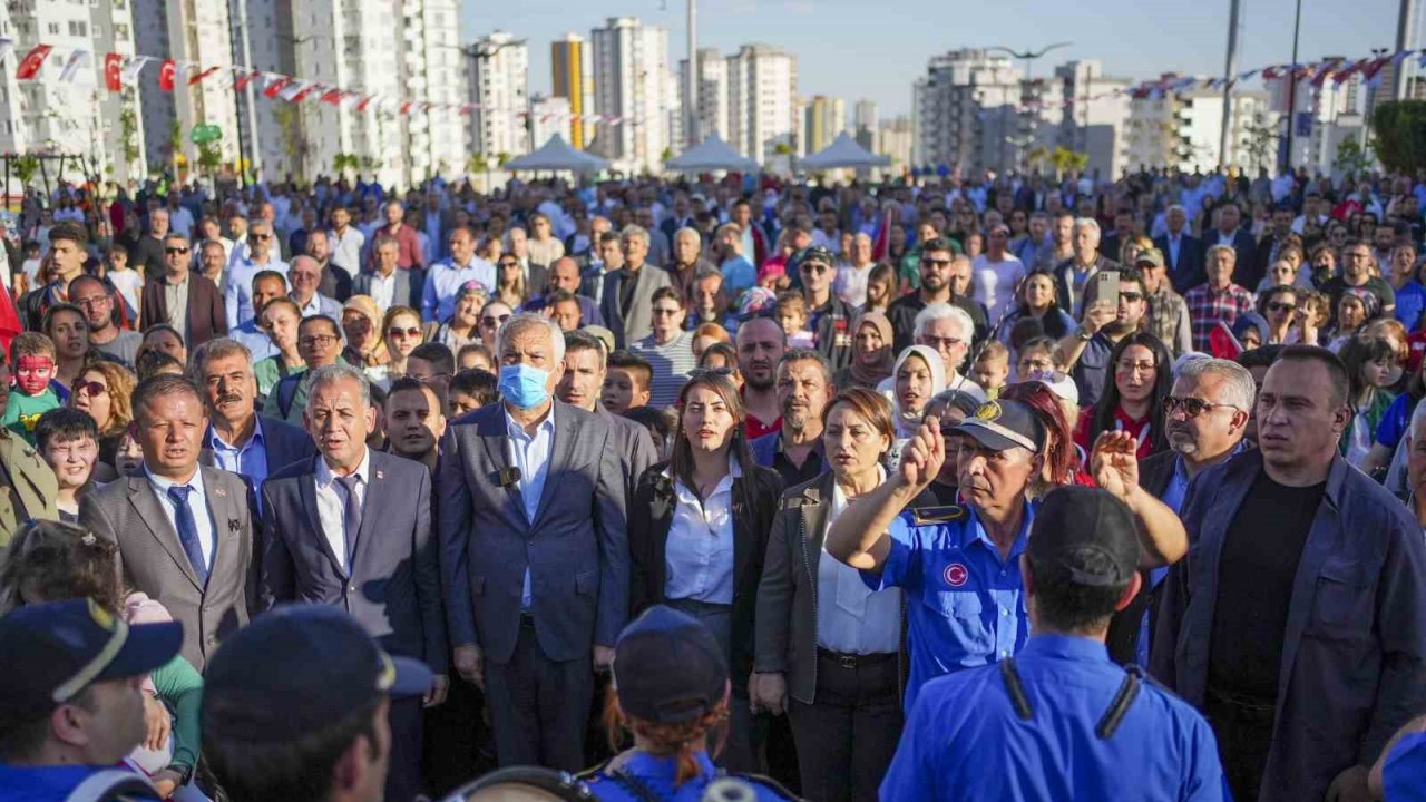 40 bin metrekare alanıyla Adana’nın ikinci büyük parkı açıldı