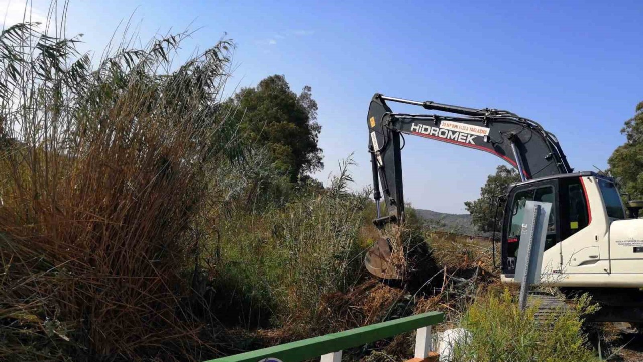 823 bin metre dere temizliği yapıldı