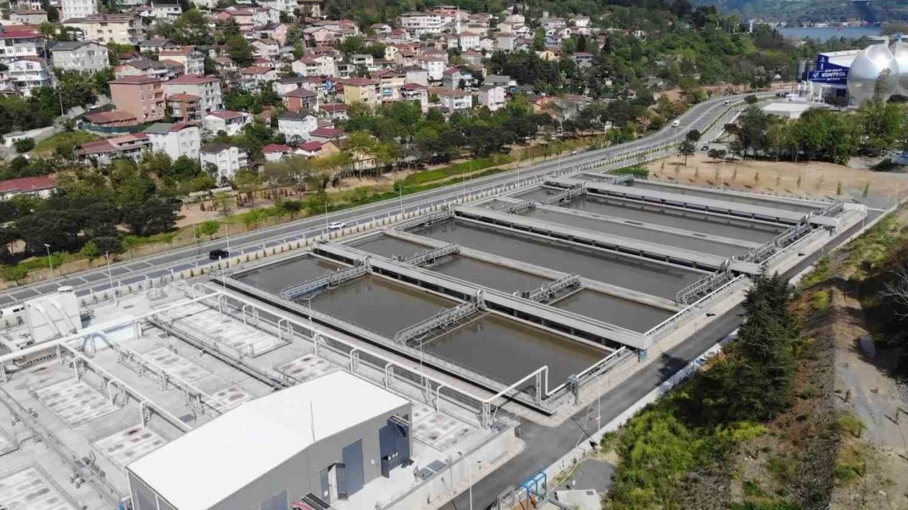 Atık su arıtma tesisinden yayılan kötü koku mahalleliyi isyan ettirdi