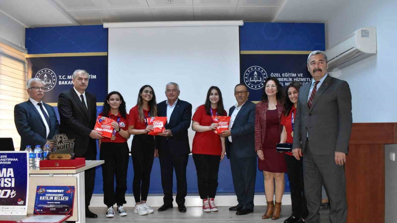 Aydın Ticaret Borsası, Türkiye birincisi BİLSEM öğrencilerini ödüllendirdi