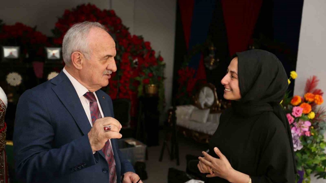 Başkan Aygün: "Hükümetimizle yerel yönetimlerimizle daima esnaflarımızın yanındayız"