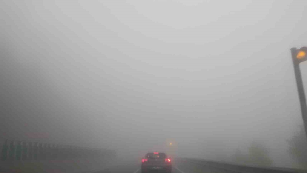 Bolu Dağı’nda sis etkili oluyor