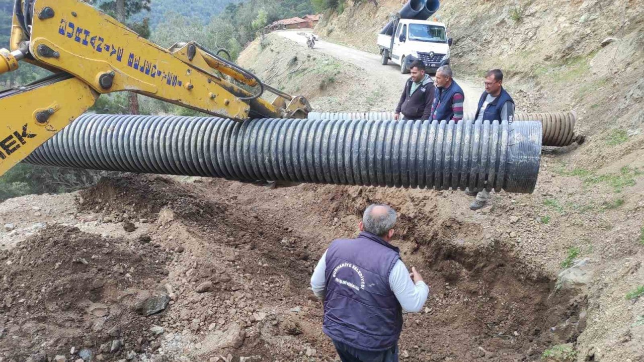 Burhaniye kırsal mahallelerinde çalışmalar devam ediyor