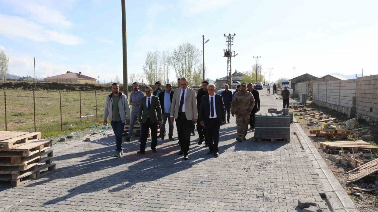 İpekyolu Belediyesinden 100 bin metrekare kilit taşı hedefi