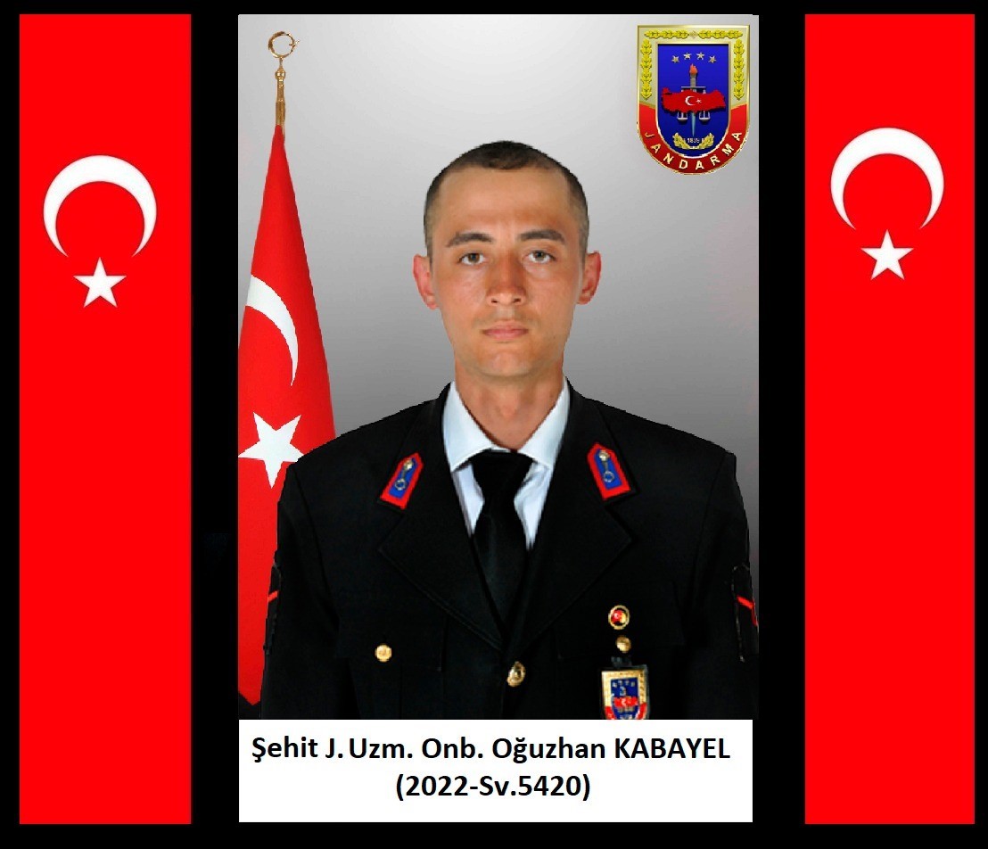 Jandarma Uzman Onbaşı Oğuzhan Kabayel geçirdiği trafik kazası sonucu şehit oldu