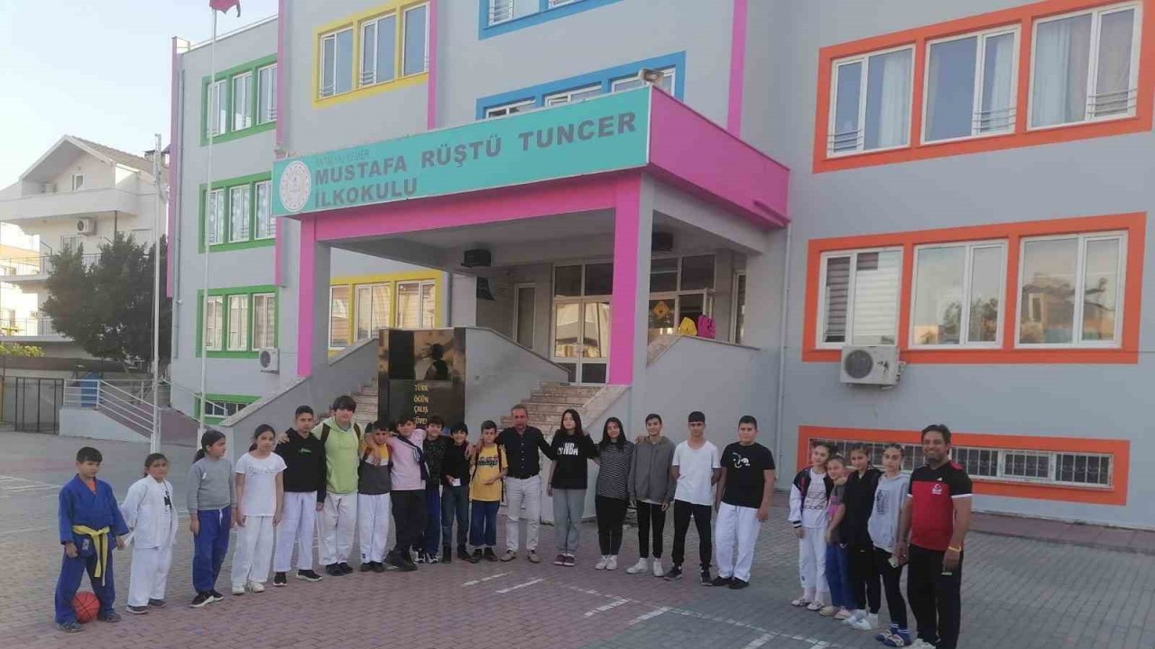 Kemer Belediyesi’nden judoculara ulaşım desteği