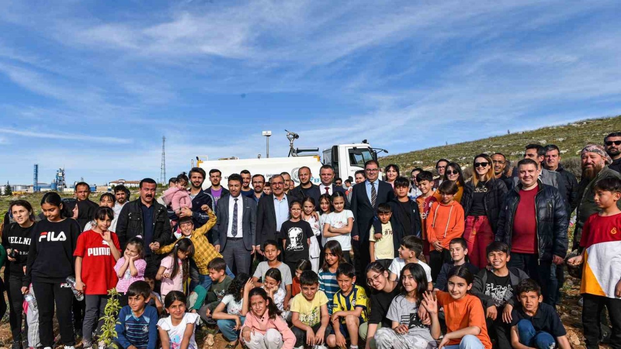 KMÜ’de "Haydi Gel Spor Yapalım" etkinliğinde fidan dikildi