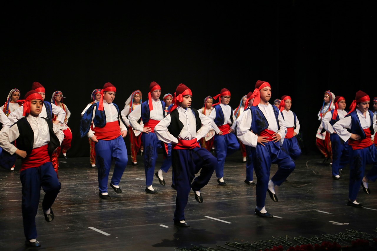 Küçükçekmece’de Halk Oyunları Festivali’ne büyük ilgi