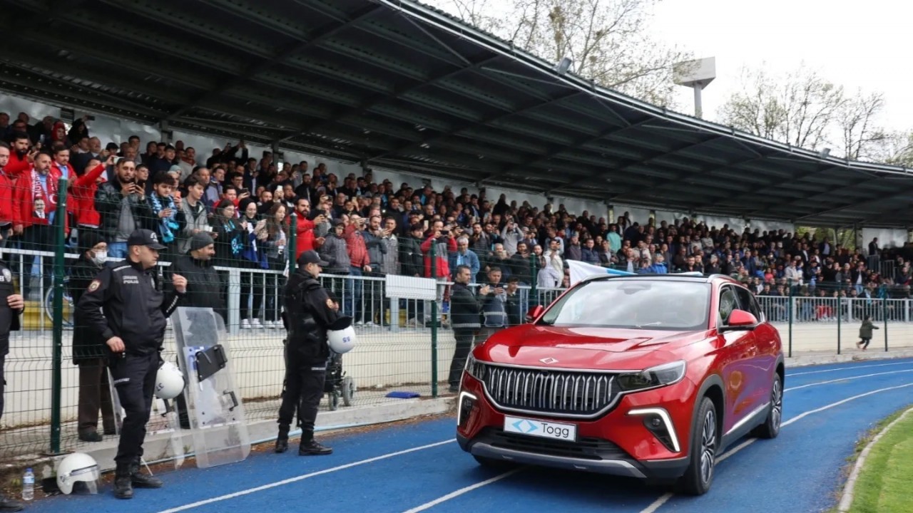 Kütahya Dumlupınar Stadyumu’nda Togg heyecanı