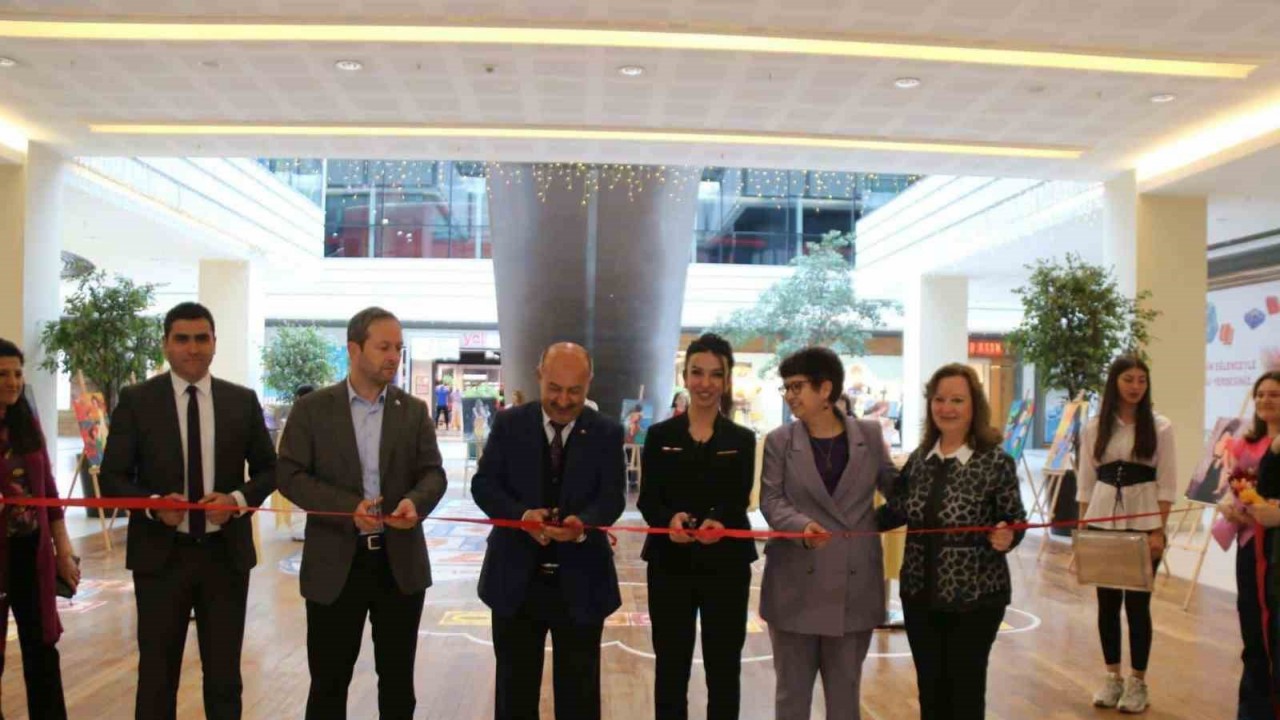 Kütahya’da “Anne" temalı resim sergisi