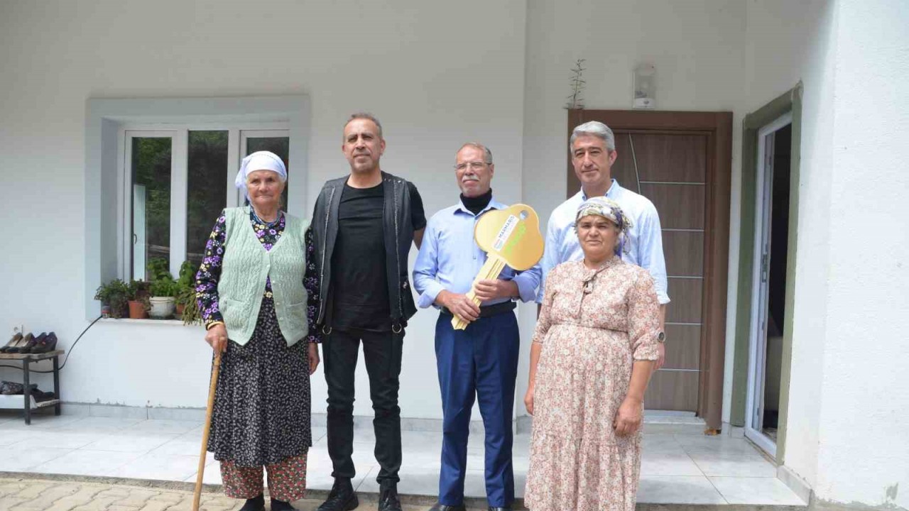 Marmaris Belediyesi ve AHBAP işbirliğiyle evlerine kavuştular