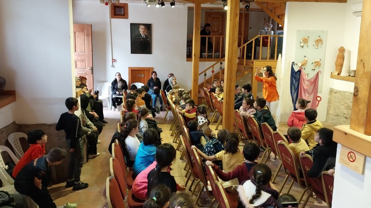 Öğrenciler Yalı Evleri’nde eğlenceli gün geçirdi