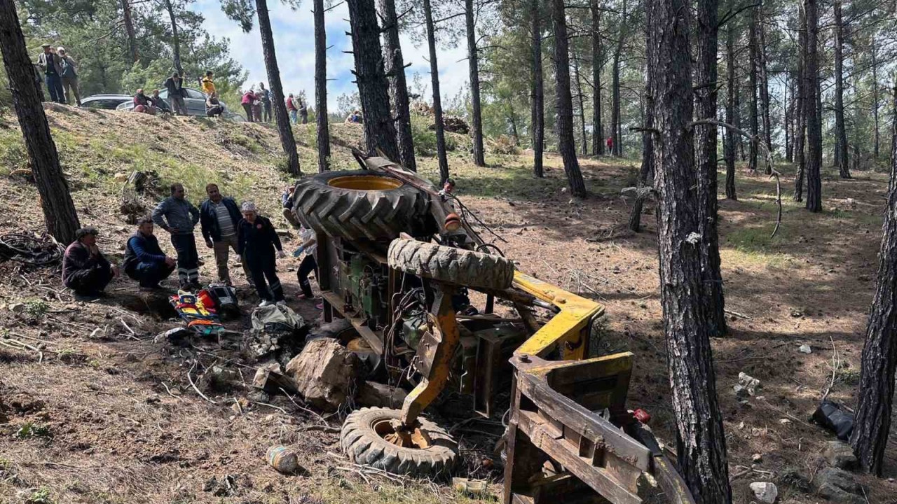 Orman kesim işçisi devrilen traktörün altında kaldı