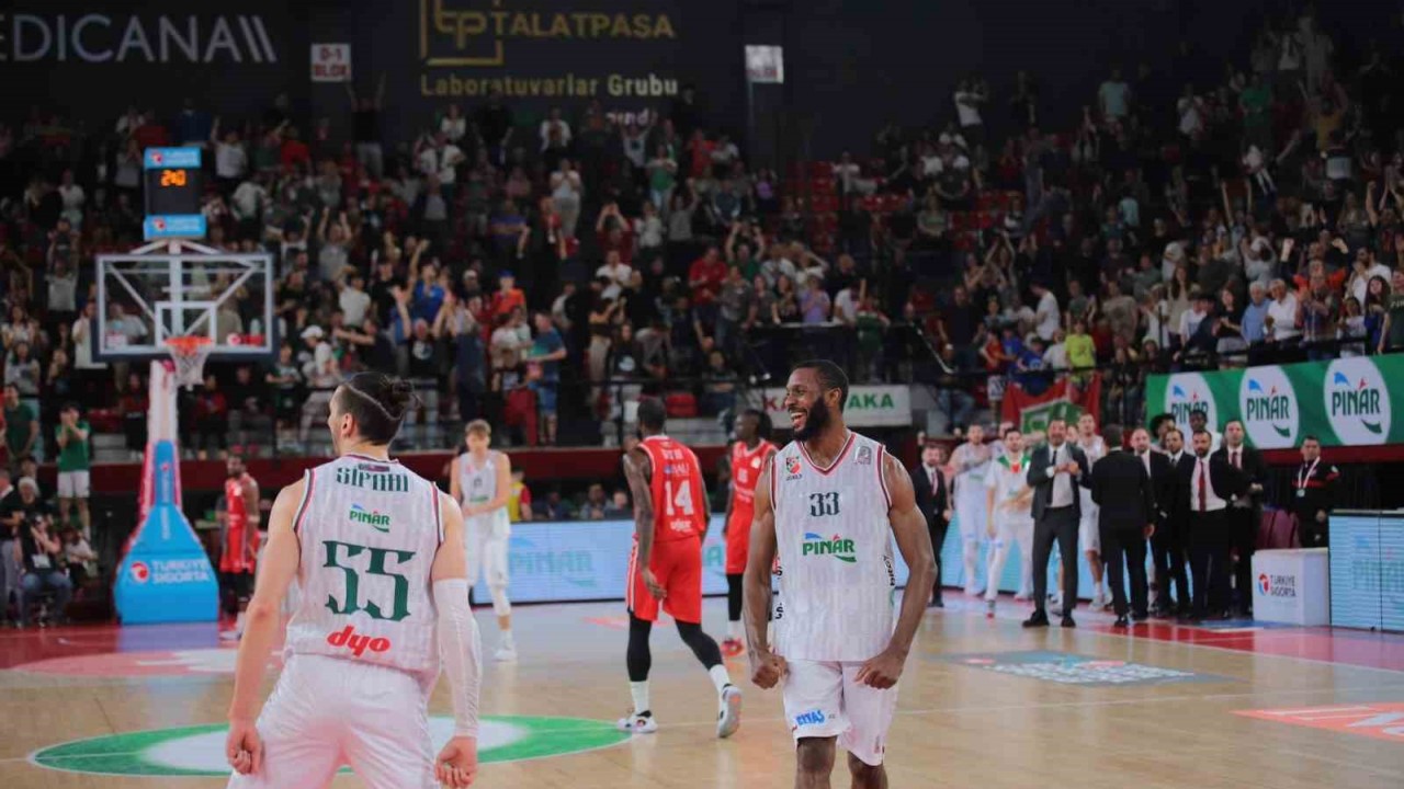 Pınar Karşıyakalı Vitto Brown, haftanın beşine seçildi