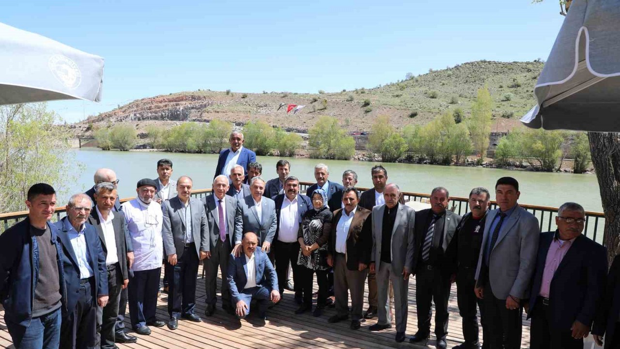 Talas’ın muhtarlarından 100. Yıl Mesire Alanı’na tam not