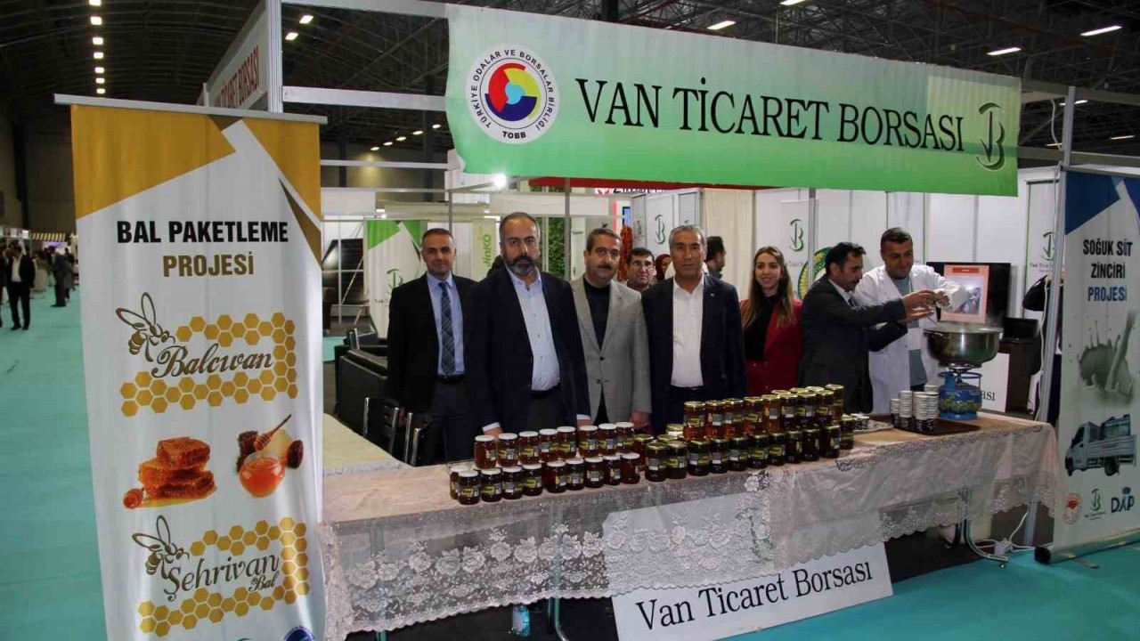 VANTB standına büyük ilgi